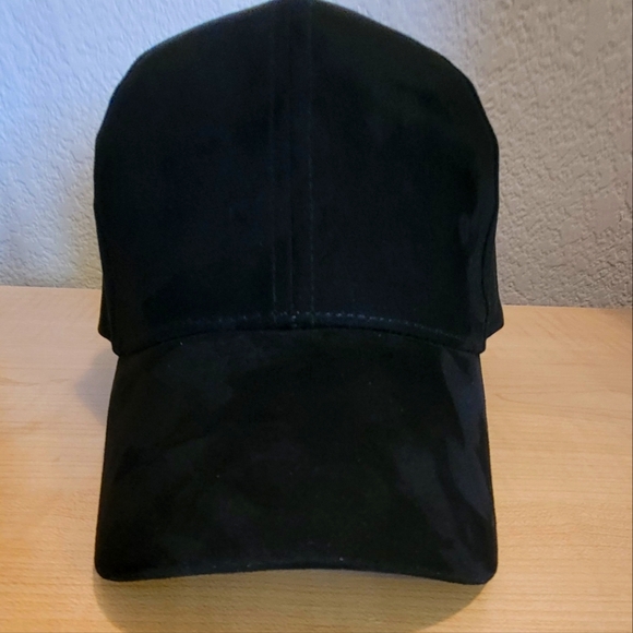 Steve Madden Other - Steve Madden Black Cap